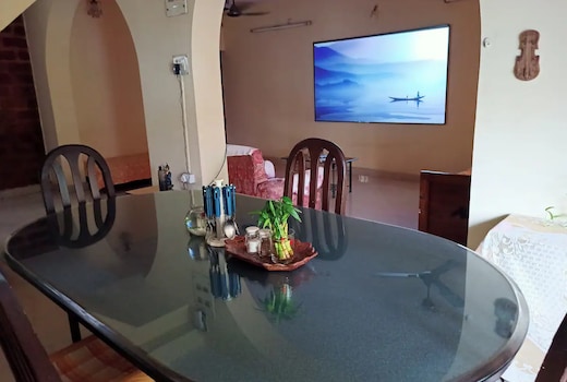 Large 4BHK Duplex Penthouse Home Stay by Bollywood Celeb