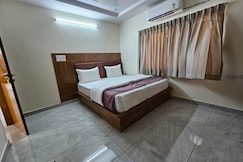 S & S Hometel Rooms, Rampa Chodavaram