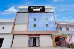 Super Townhouse Zero Mile Metro Station Patna Formerly The King Hotel and Banquet, Patna