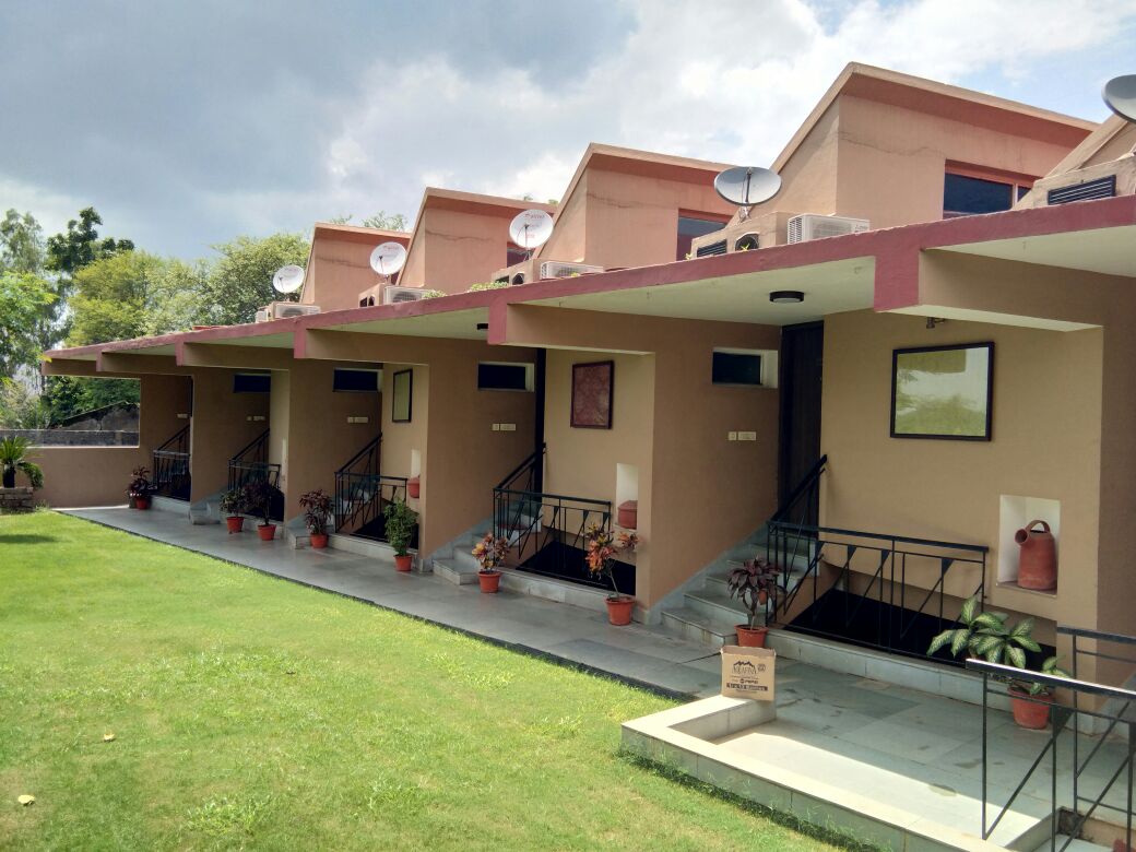 10th Milestone Resort 𝗕𝗢𝗢𝗞 Jamshedpur Resort 𝘄𝗶𝘁𝗵 ₹𝟬 𝗣𝗔𝗬𝗠𝗘𝗡𝗧