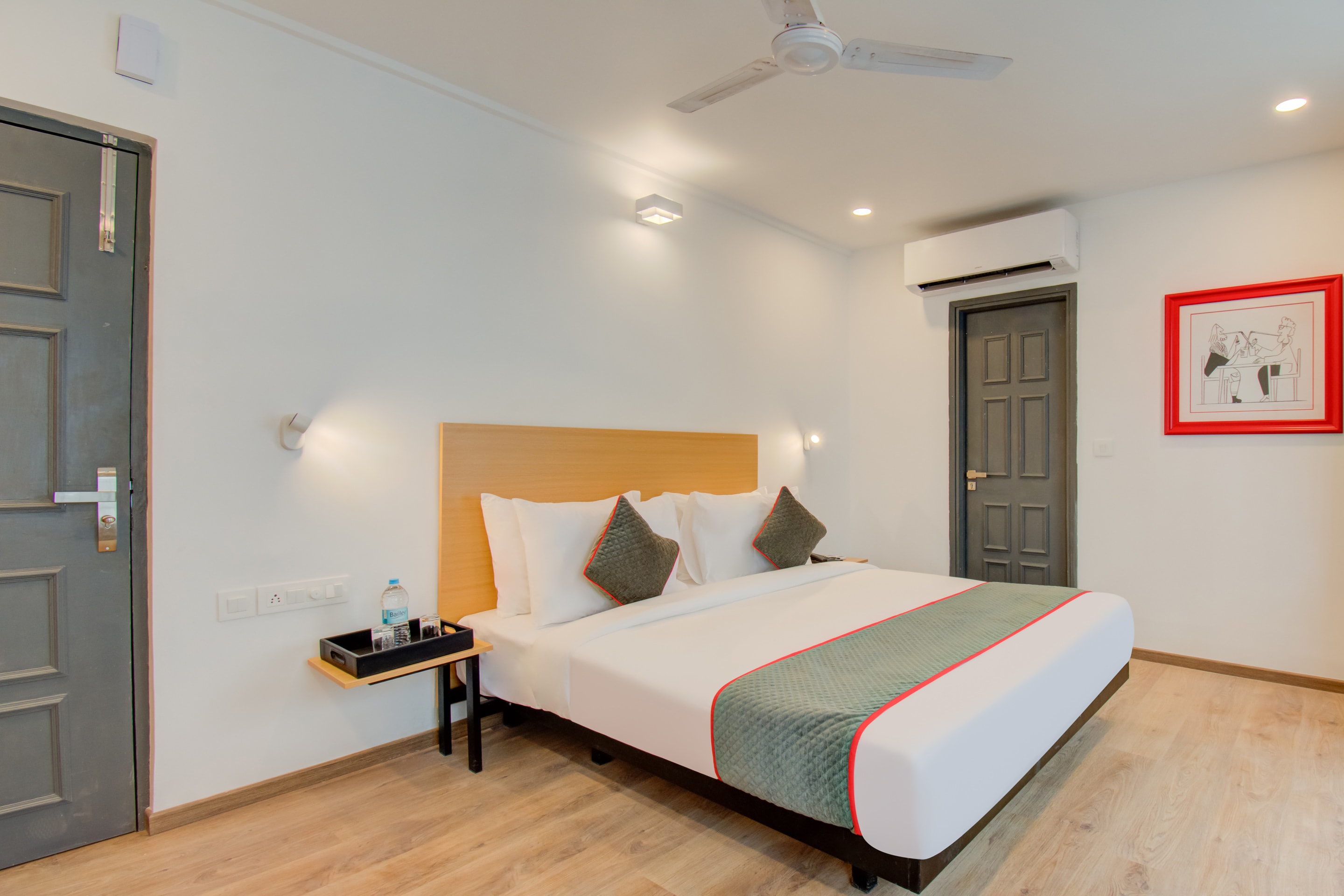 Deluxe Room 1
