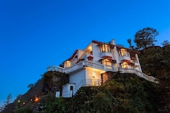 V are Family | Trishul Villa, Mussoorie