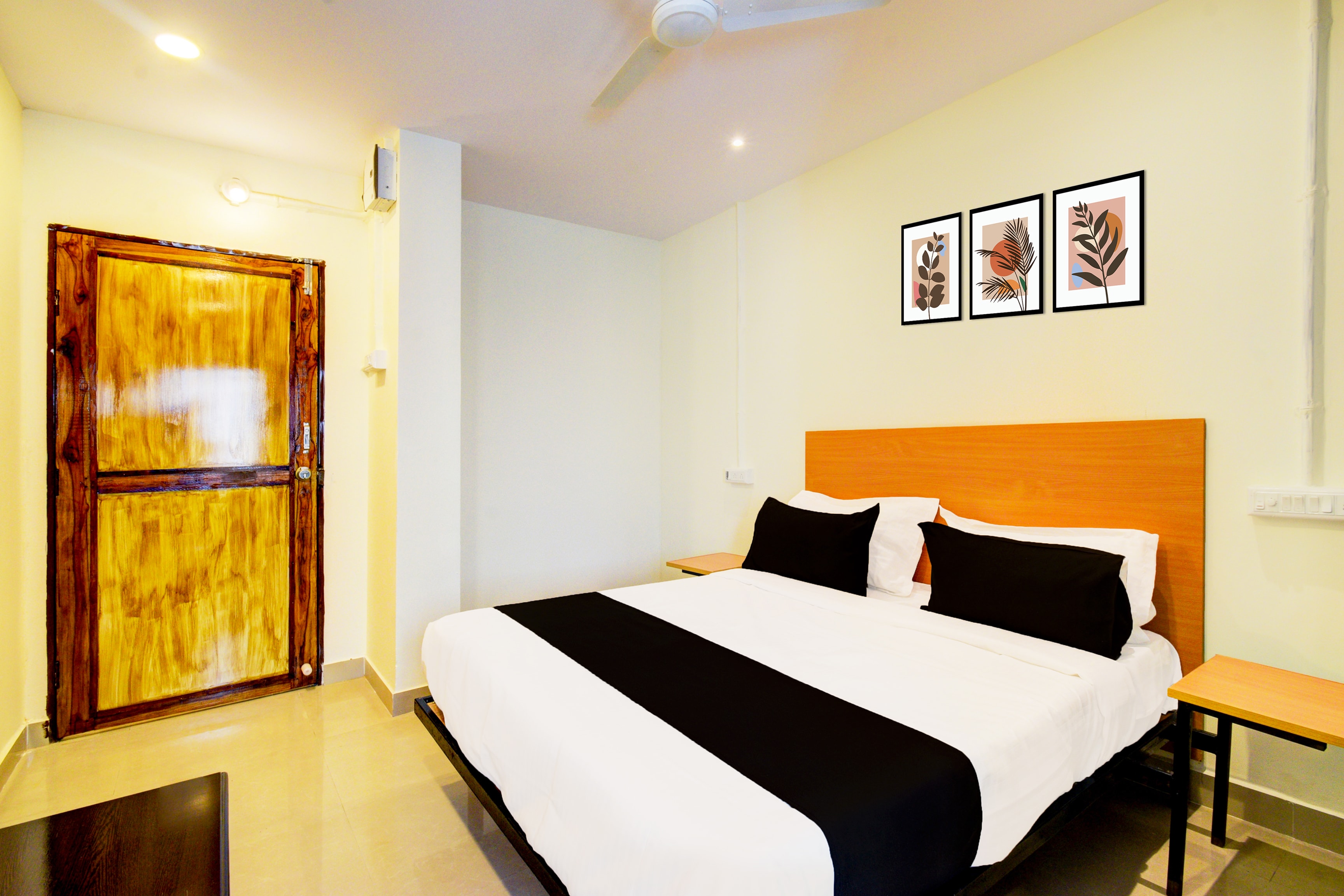 Hotel O VEDHANSHI - Tap to explore photos