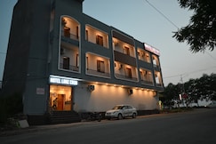 Hotel Lake Casa, Barnala