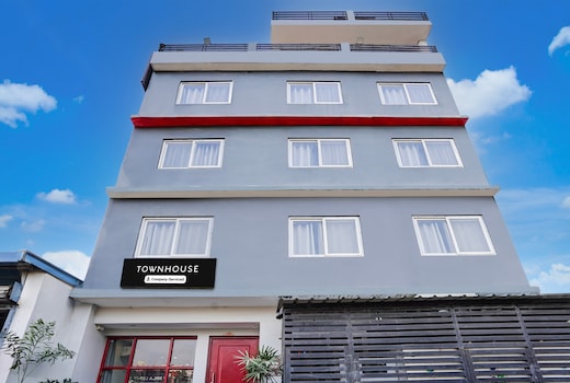 Super Townhouse Gomti Nagar Sector 6 Near Ekana Stadium