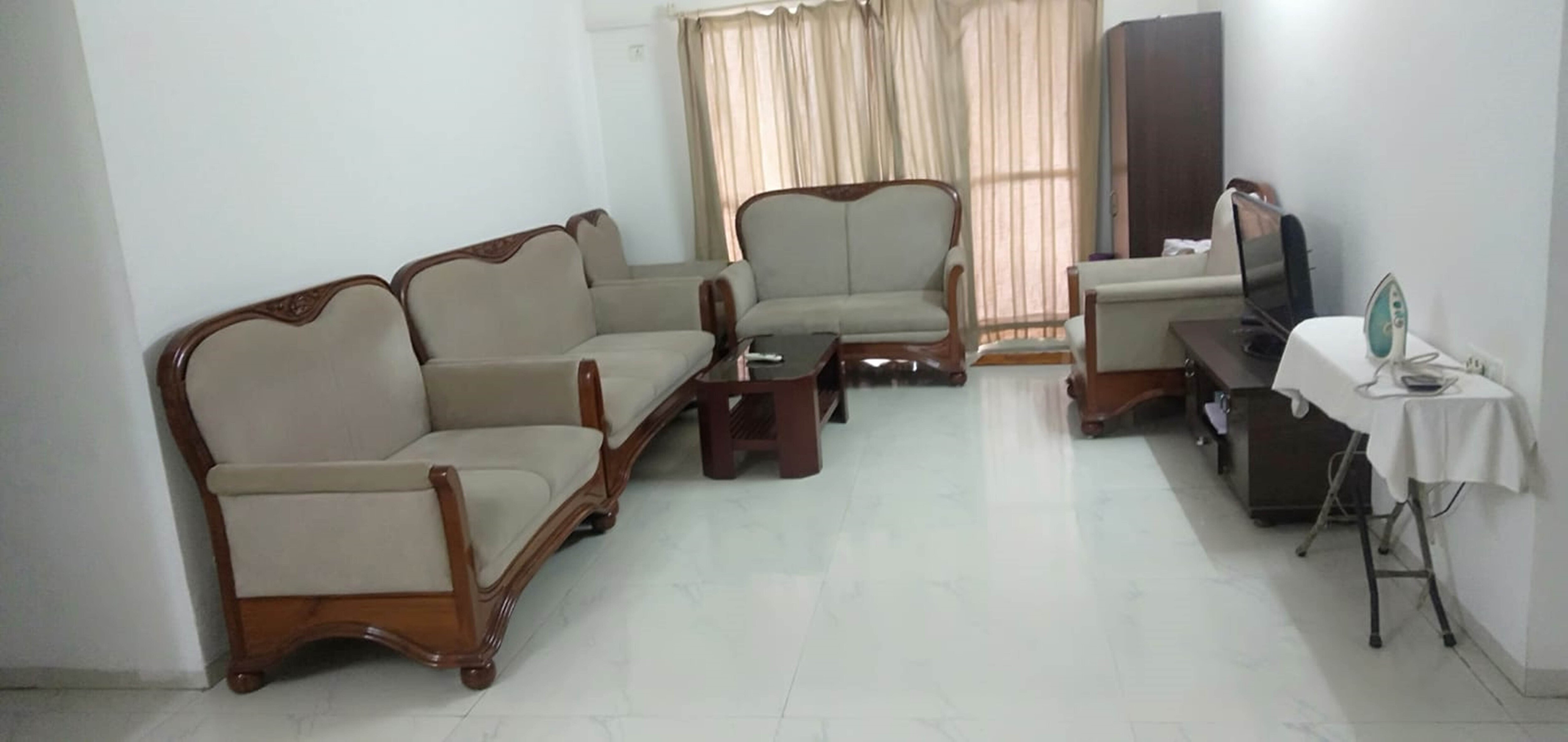 Eden House | Rooms in Corporate Service Apartment - Tap to explore photos