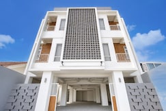 Super OYO Collection O 90023 Damar Kusumo Guest House, Bantul