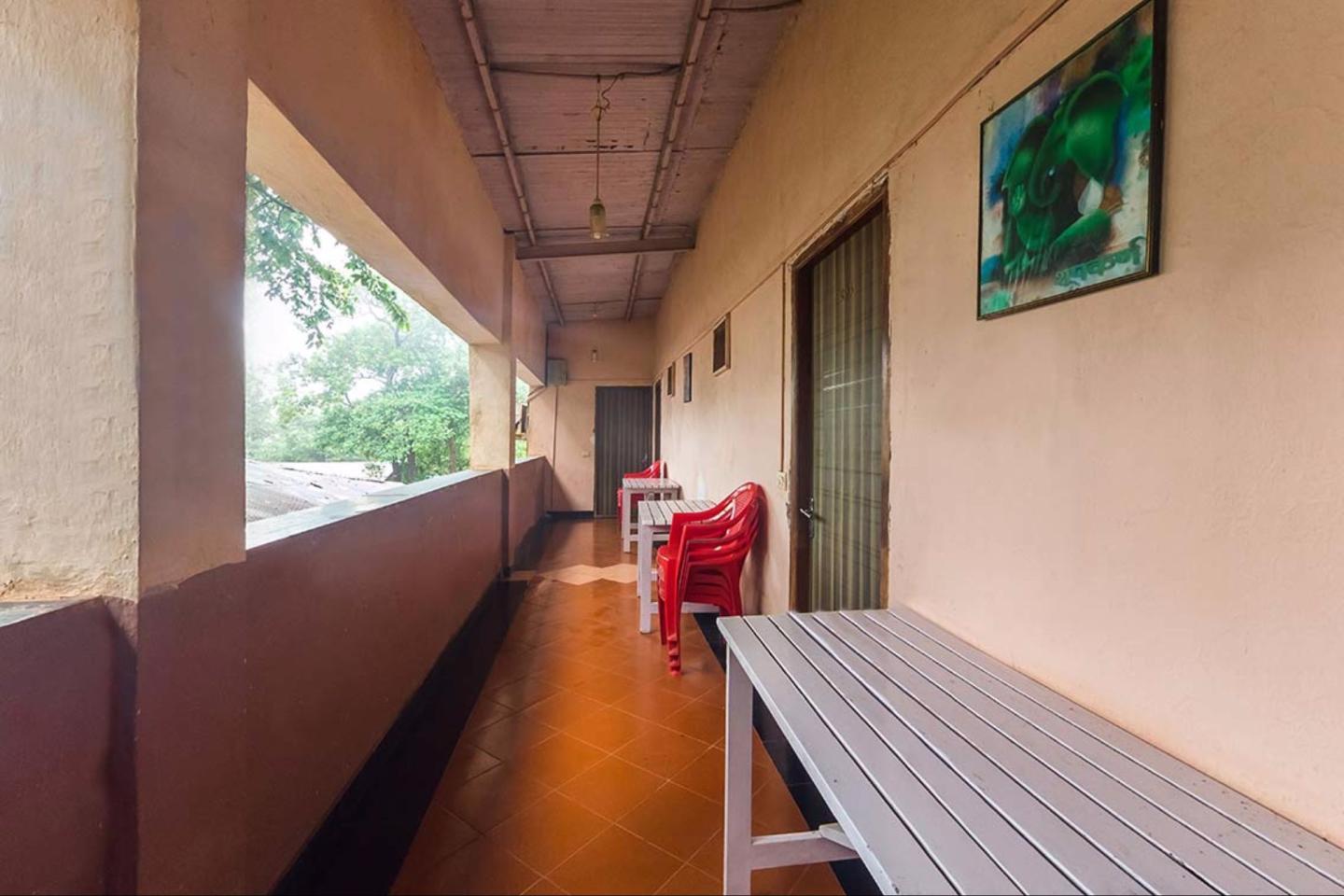 Regal Hotel Matheran Price, Address & Reviews