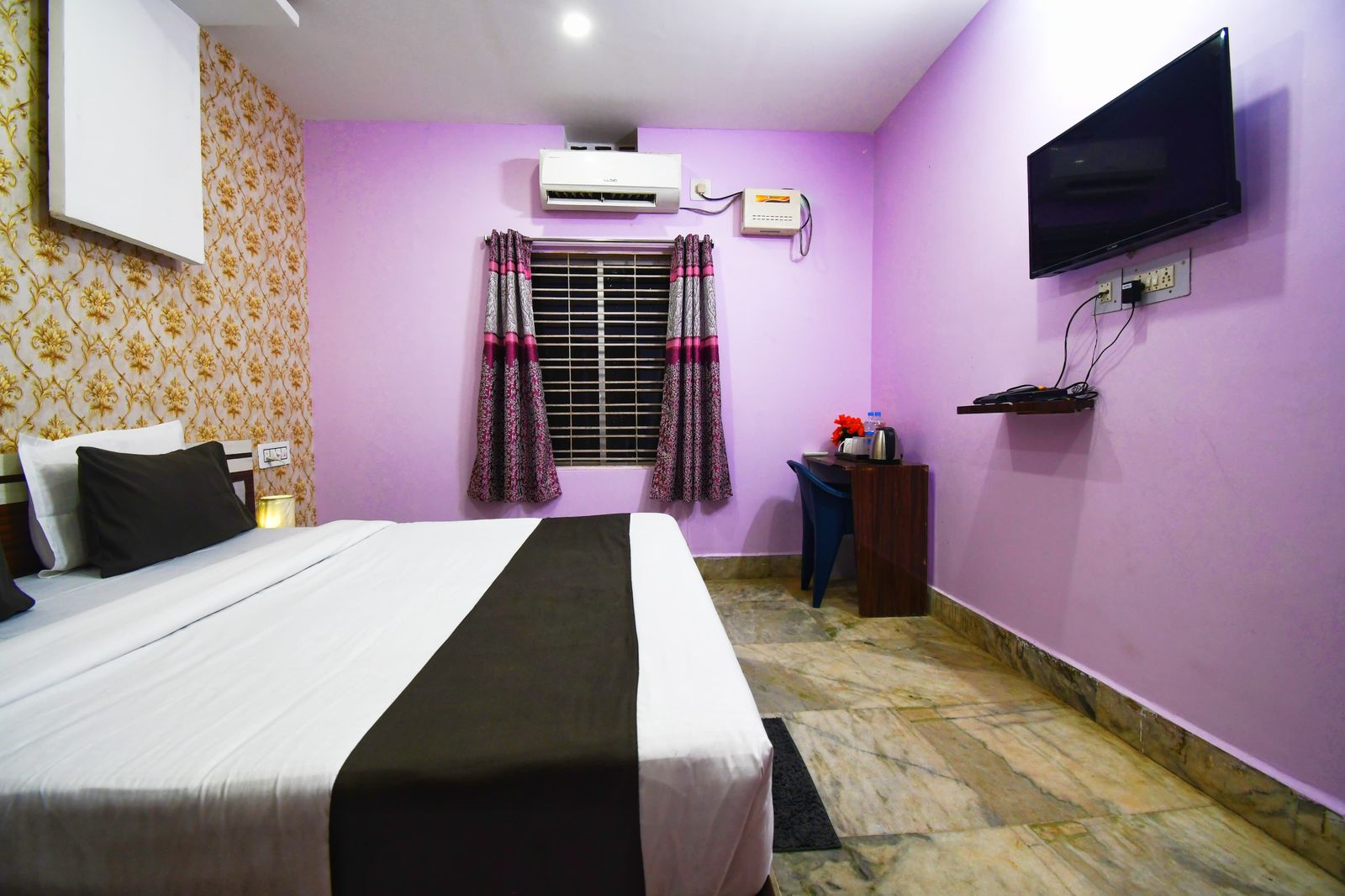 Hotel Satya Inn - Tap to explore photos