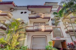 Hotels Near Calangute Beach Book from 940                                                      