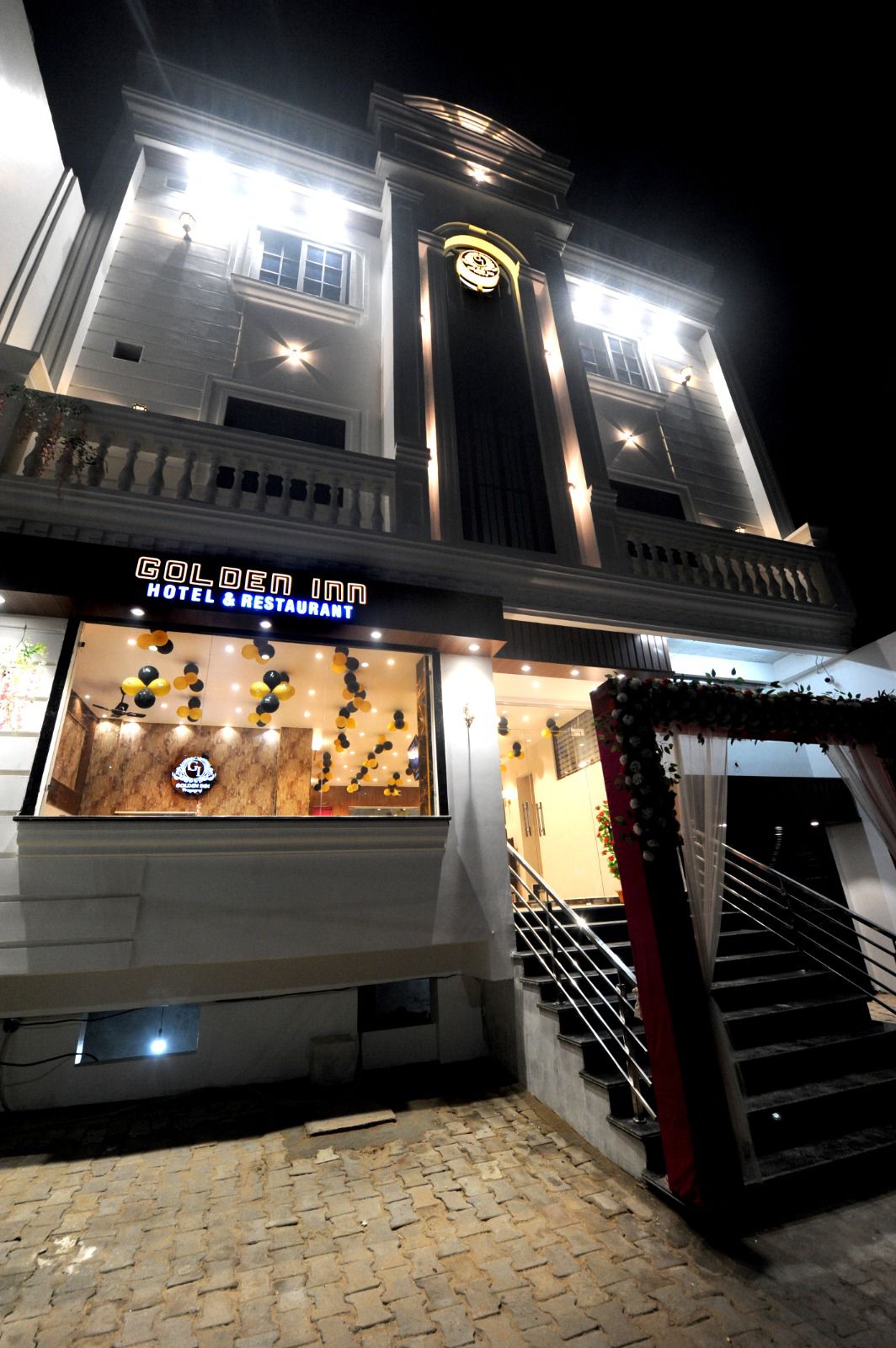 Golden inn Prayagraj - Tap to explore photos