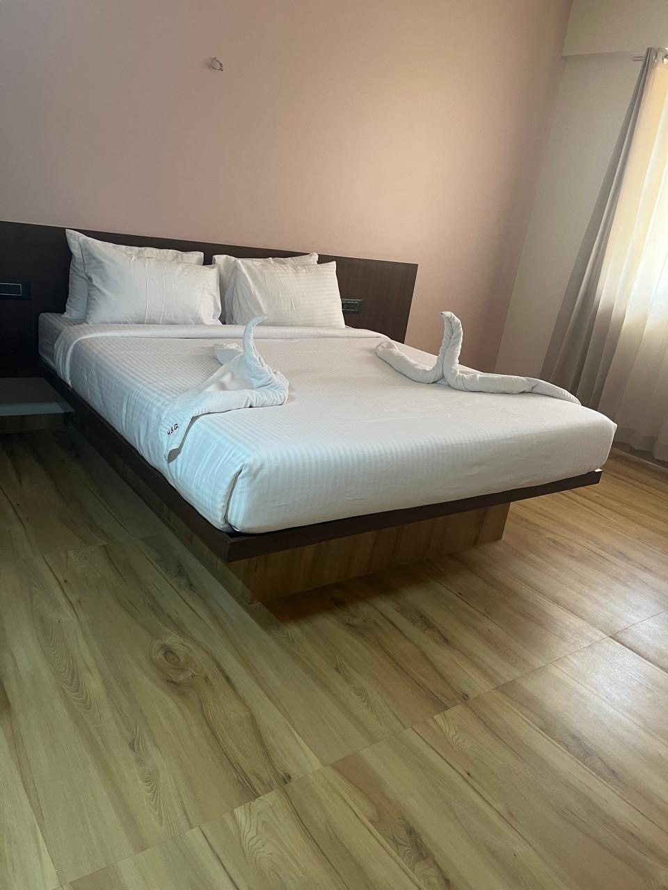 Hotel Suruchi Grand Lodging and Banquets - Tap to explore photos