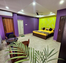 Suite Room With Free Wifi & Pvt Balcony