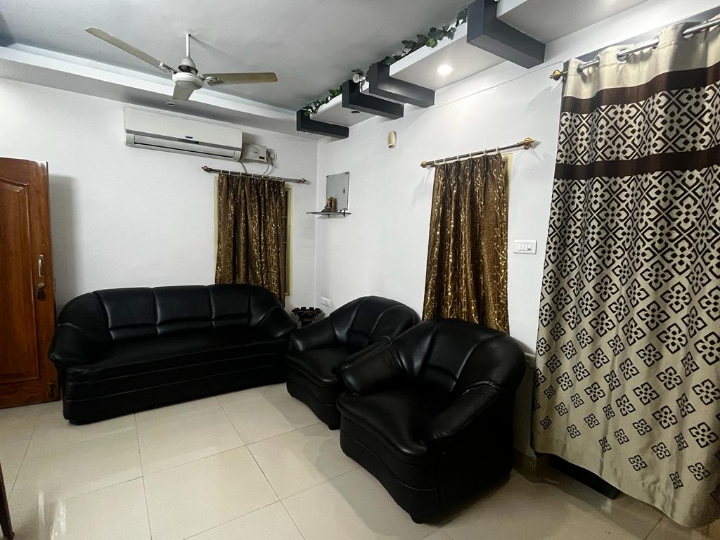 SSV Home stay - Tap to explore photos
