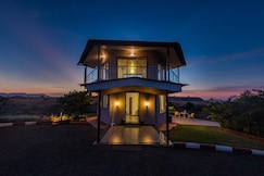 StayVista at Ora - Indulgent Living W/ All Meals, Wadgaon