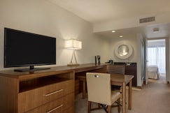 Embassy Suites Baton Rouge, Pointe Coupee