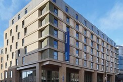Travelodge London Wimbledon Central, Surrey