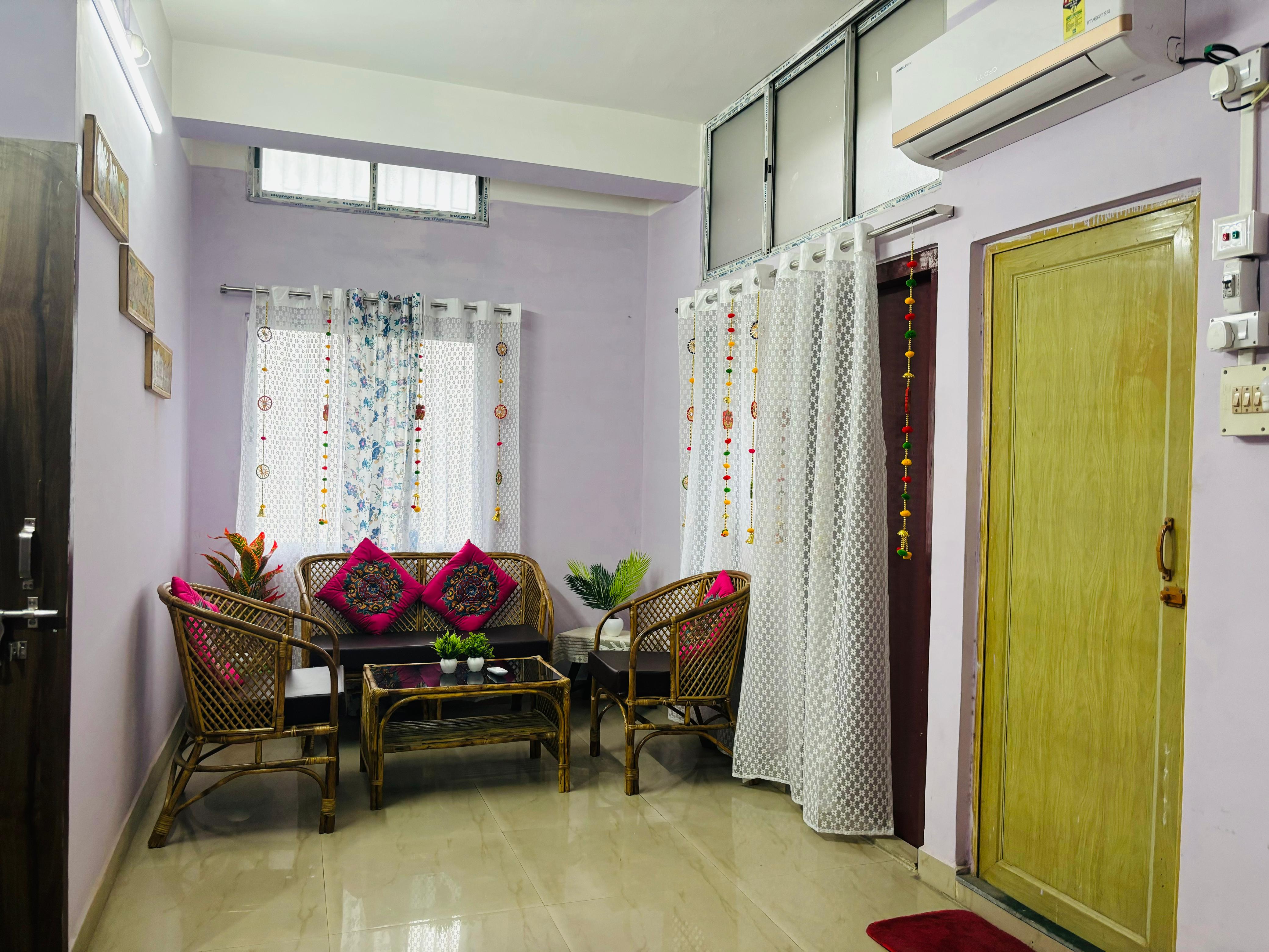 Ashray Home | 2min From Kamakhya Junction - Tap to explore photos