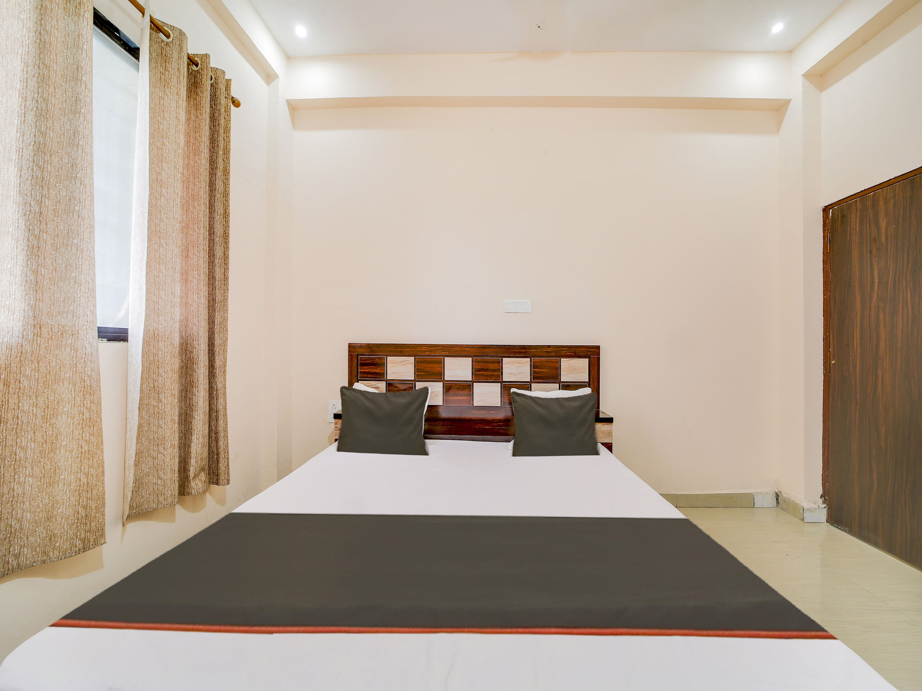 Hotel O Shree Balaji Hotel And Restaurant - Tap to explore photos