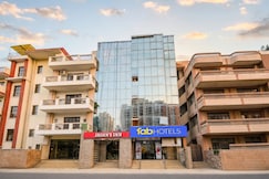 FabHotel Grand Jashn, Delhi