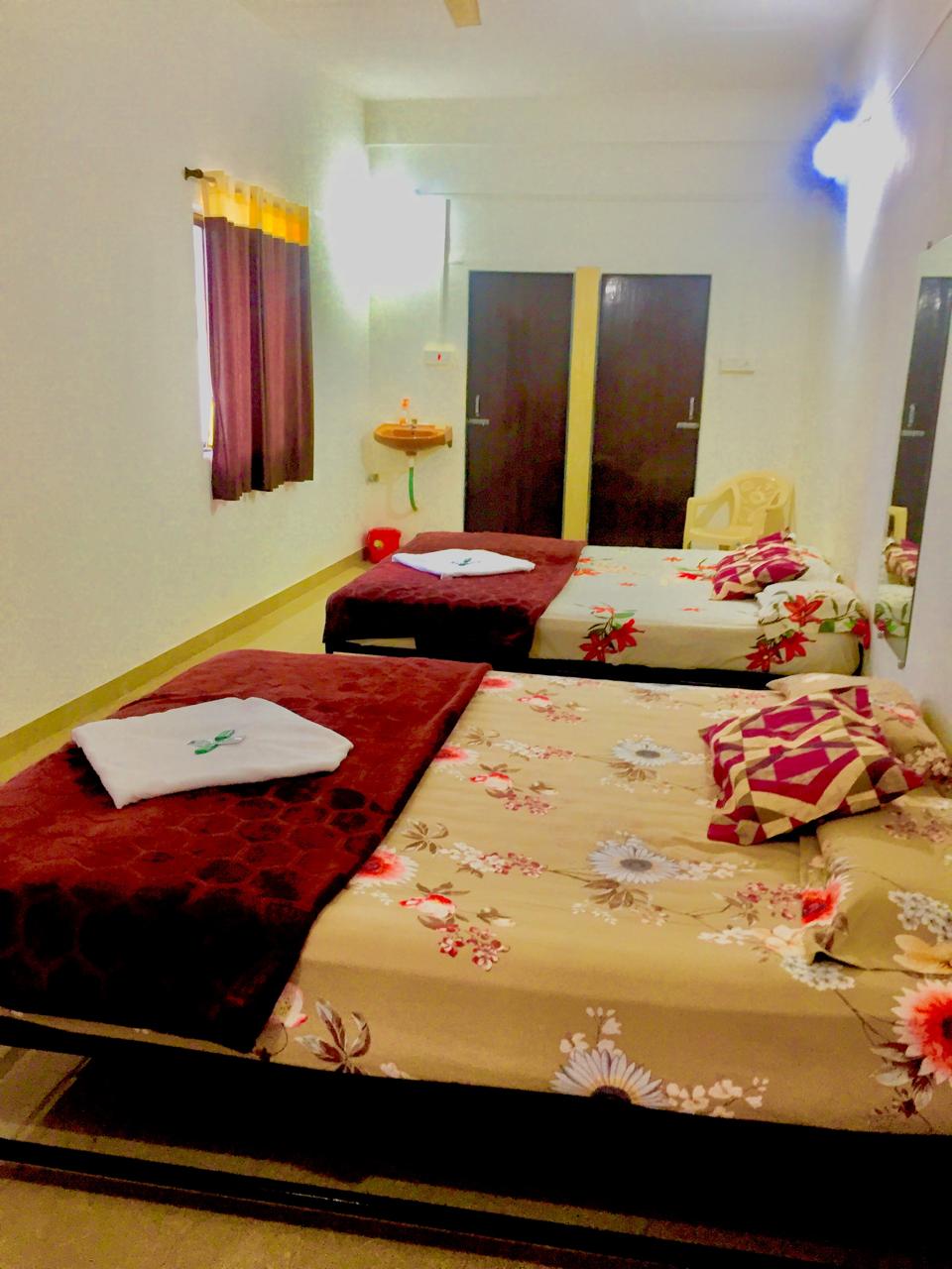 Varad Holiday Home Panchgani - Tap to explore photos