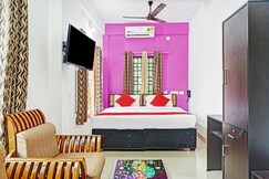 Hotel O Thaza, Cochin