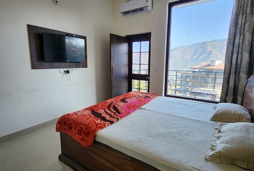 Valley View | Luxe | Brkfast