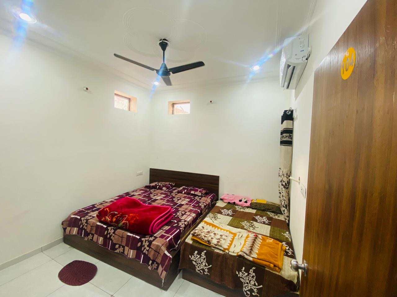 Hotel Vikram Palace Near Temple - Tap to explore photos