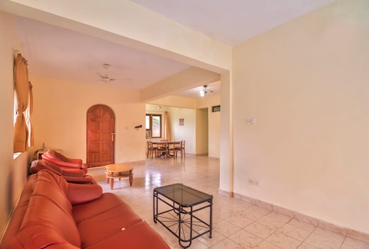 5 BHK Red Villa