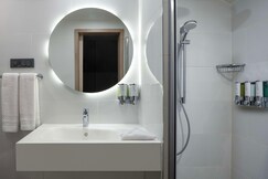 Hampton by Hilton Istanbul Merter, Sile