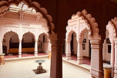 CHHOTI KOTHI - A Heritage Homestay by the Ganges, Prayagraj