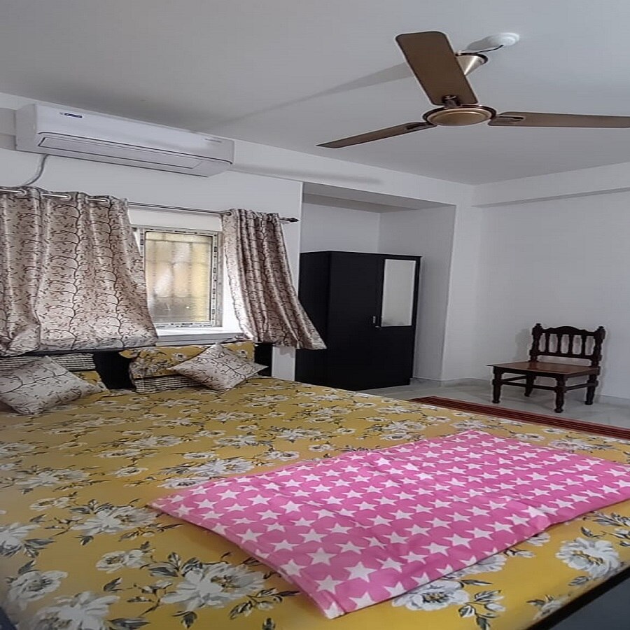 Nilams homestay 2 Bedroom Flat in South Kolkata - Tap to explore photos