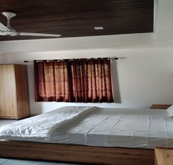 LUXURY Room with Balcony