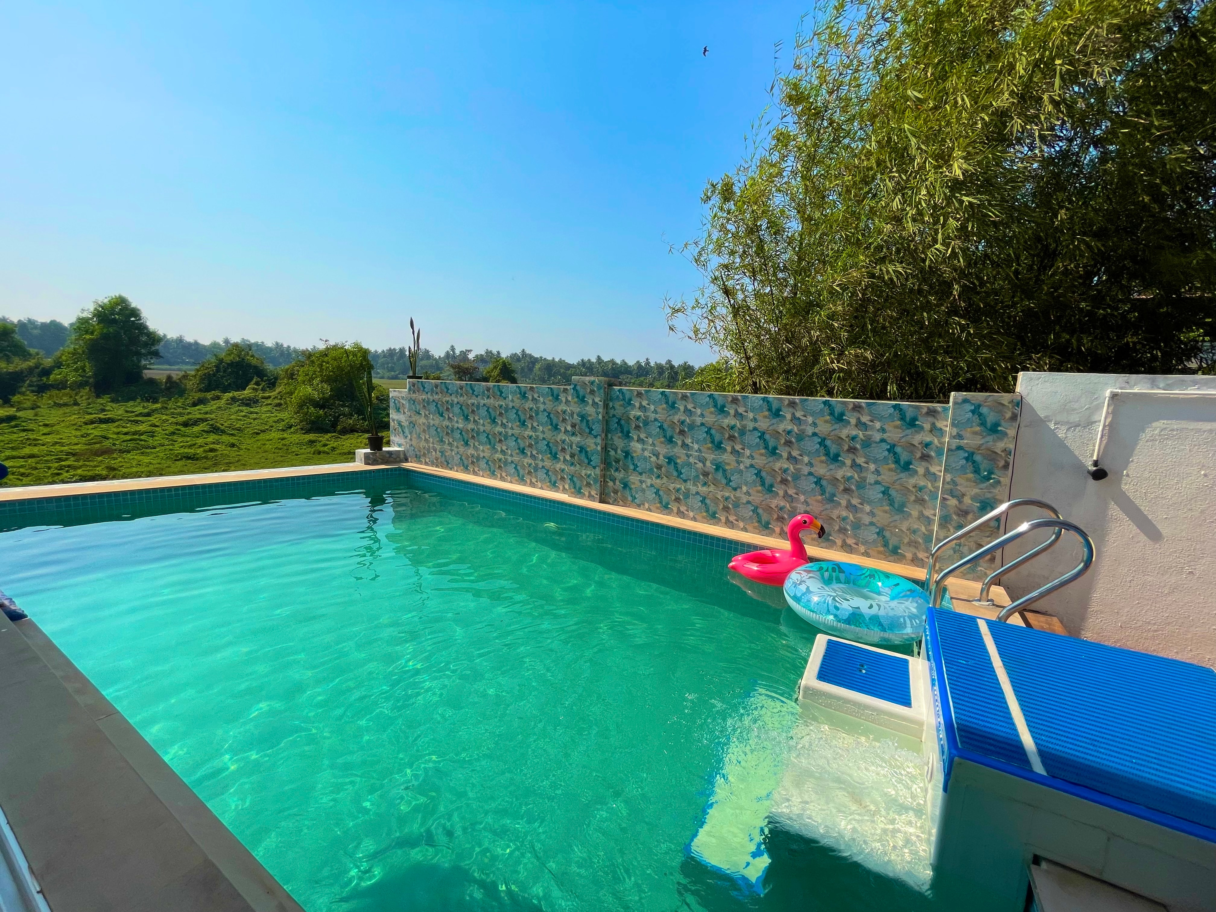 Kingfisher Stays - A 4BHK LUXE ESCAPE - Tap to explore photos