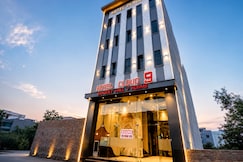 Hotel Cloud 9, Amritsar