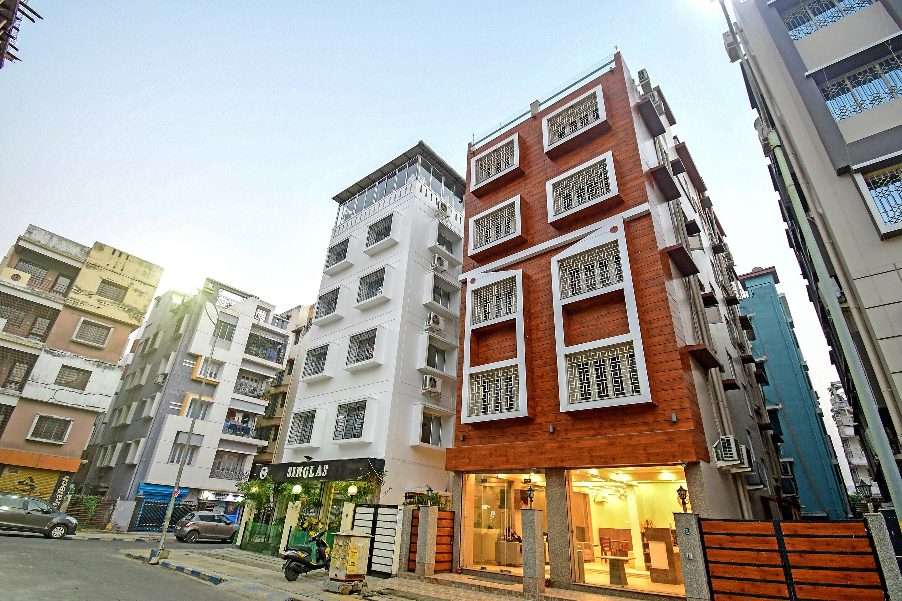 OYO 86177 R S Hotels - Tap to explore photos