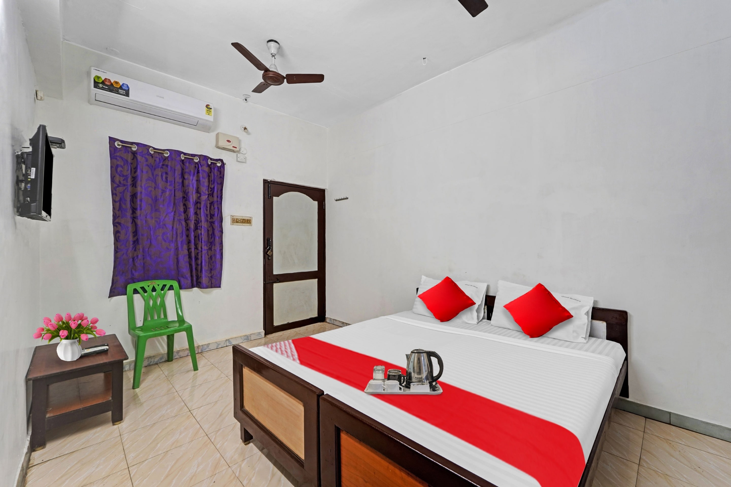 Hotel O Grand Pallavaram - Tap to explore photos