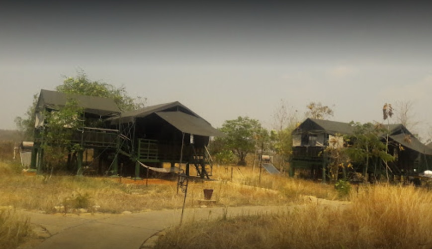 IRAI SAFARI RETREAT - Tap to explore photos