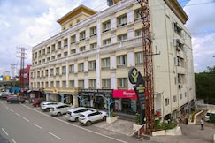 Hotel Hyderabad Grand, Hyderabad