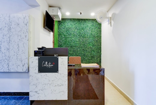 Super Hotel SRH luxury Rooms Near Rail Nilayam, NCL.