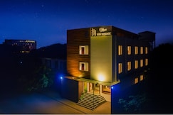 HOTEL TEN SQUARE (5 Minutes from The Taj Mahal), Agra