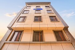 FabHotel CG International - 500m from New Delhi Railway Station, Delhi