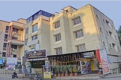 Hotel Majestic Inn, Pune