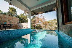 Villa with pool- By Vigok Estate, Coorg