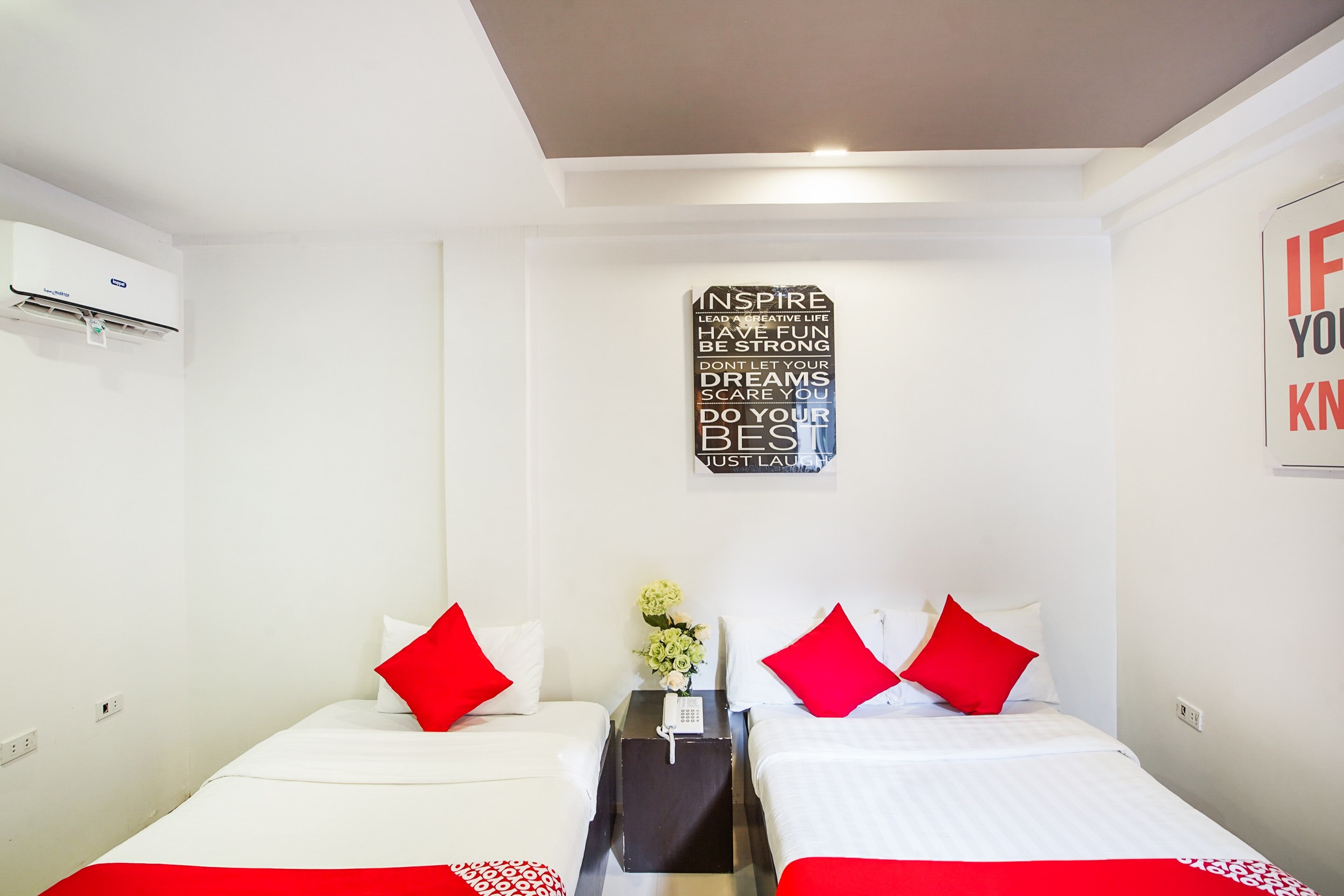 OYO 489 Casa Mia Hotel Suites - Tap to explore photos