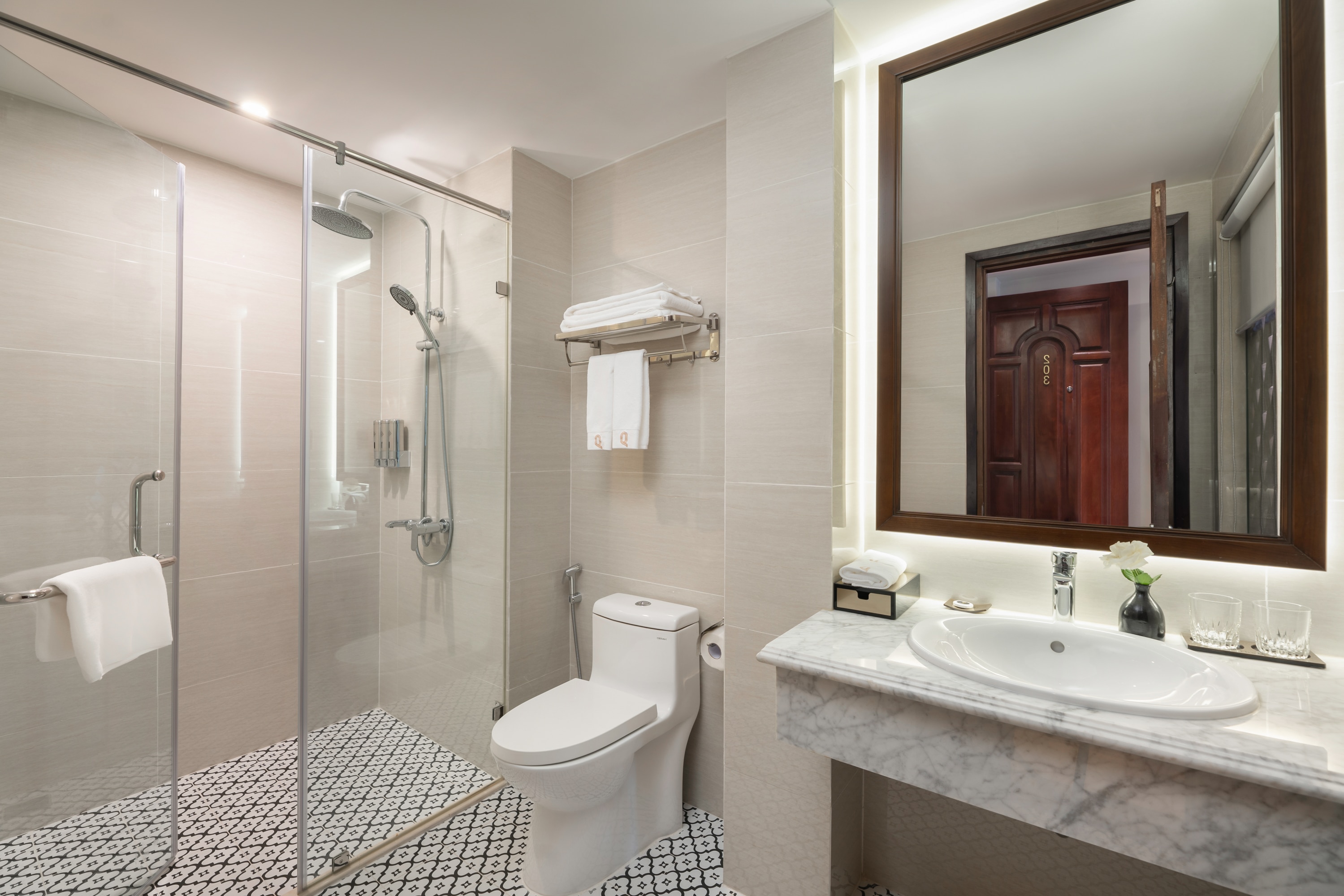 The Q Boutique Hotel - Tap to explore photos