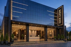 Hotel West End @ Delhi Airport By Luxury Group, Delhi