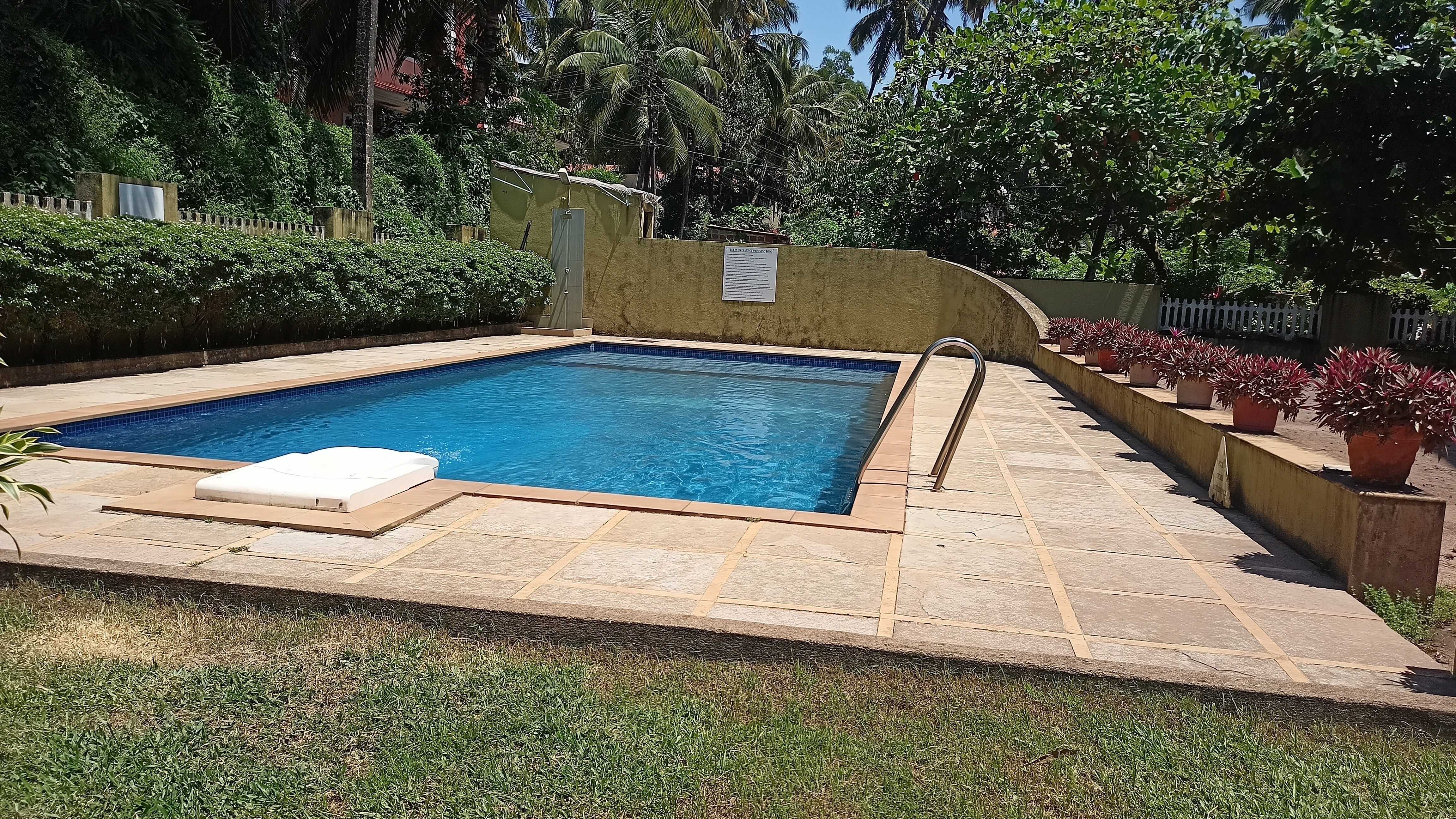 GR8 Vacations-North Goa - Tap to explore photos