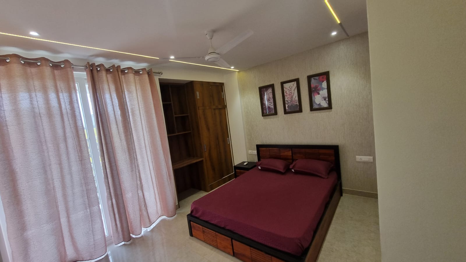 Aaradhya's Homestay - Tap to explore photos