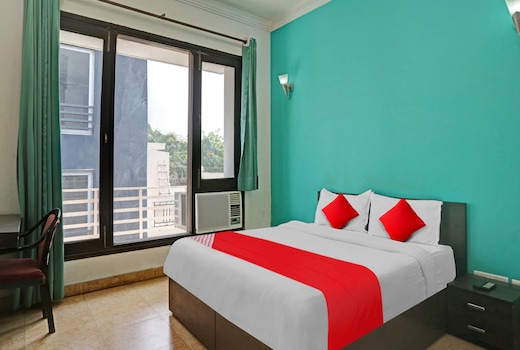 Hotel O White Lily Residency